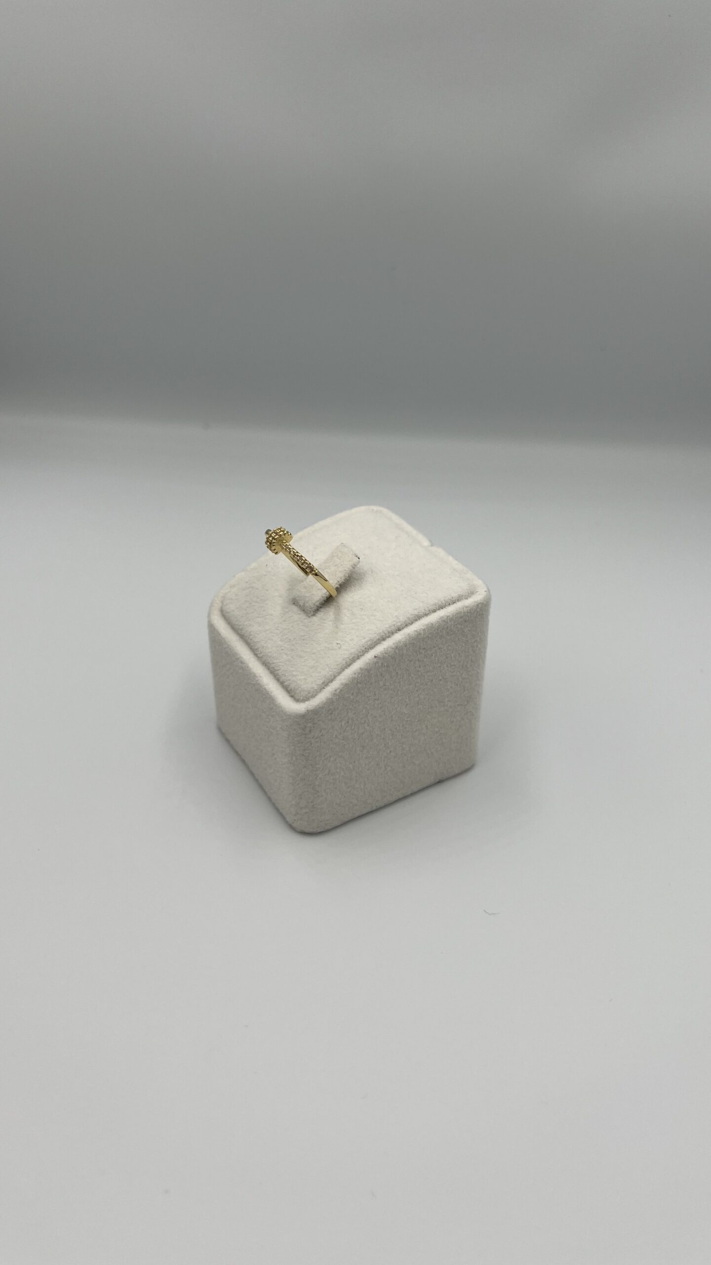 Zarif İnce Çivi Yüzük - Görsel 2